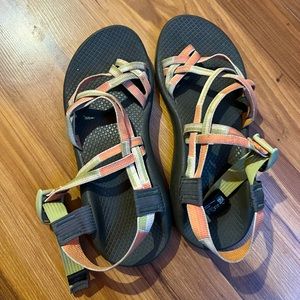 chacos